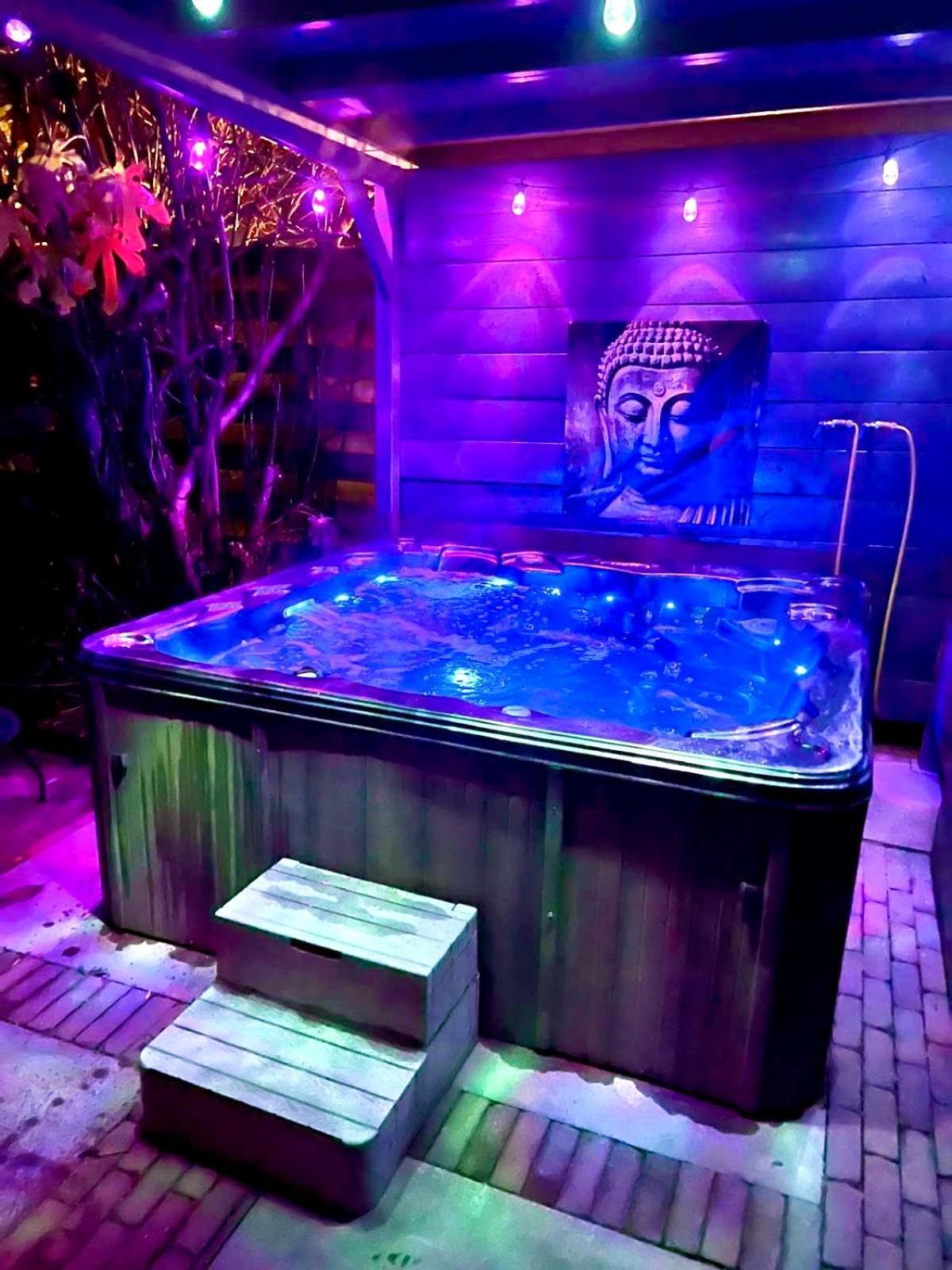 Buddha Style Family House & Jacuzzi & Sauna Near Amsterdam Vijfhuizen Exterior foto